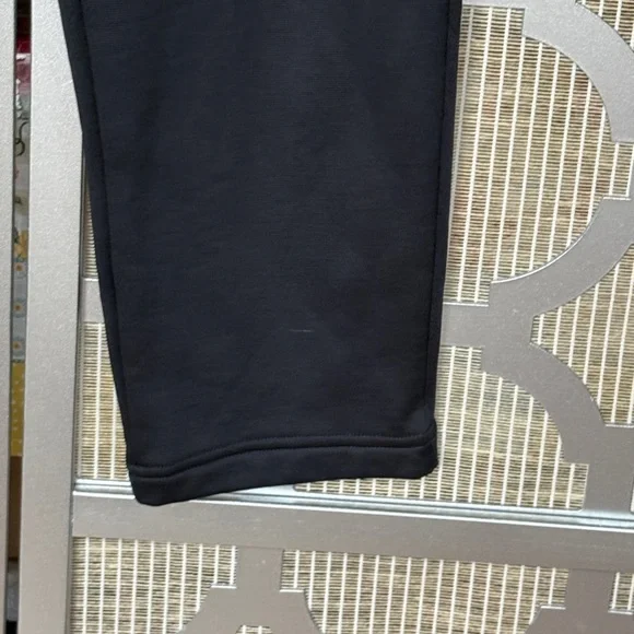 Under Armour Black Sweatpants - Picture 2 of 6